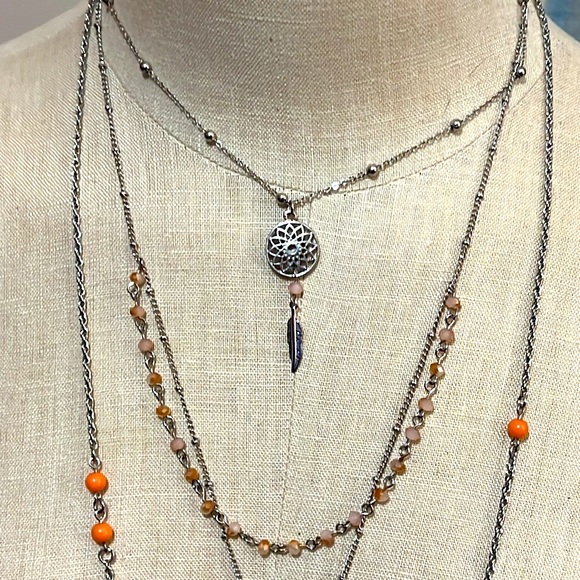 Multi Chain Peach Beaded Necklace. - Picture 4 of 6